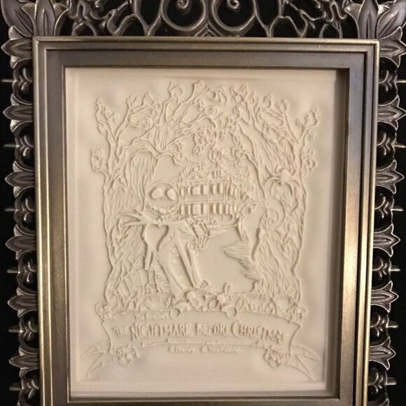 DISNEY HAUNTED MANSION HOLIDAY EVENT PORCELAIN LITHOPHANE  NIB - Picture 6 of 9